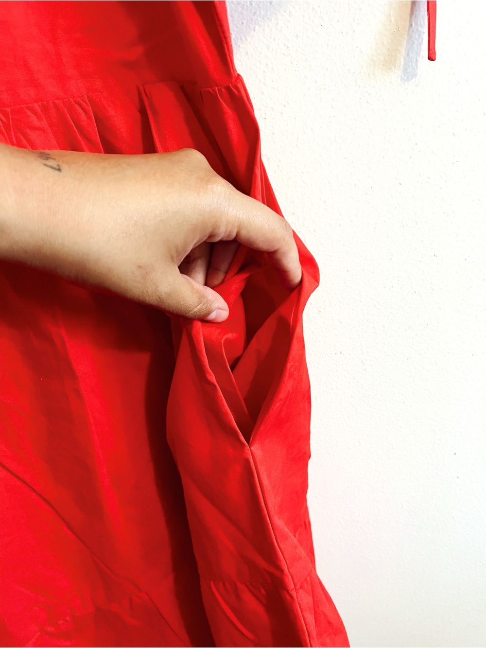 Willow & Root Front Tie Bubble Dress - Picture 4 of 11